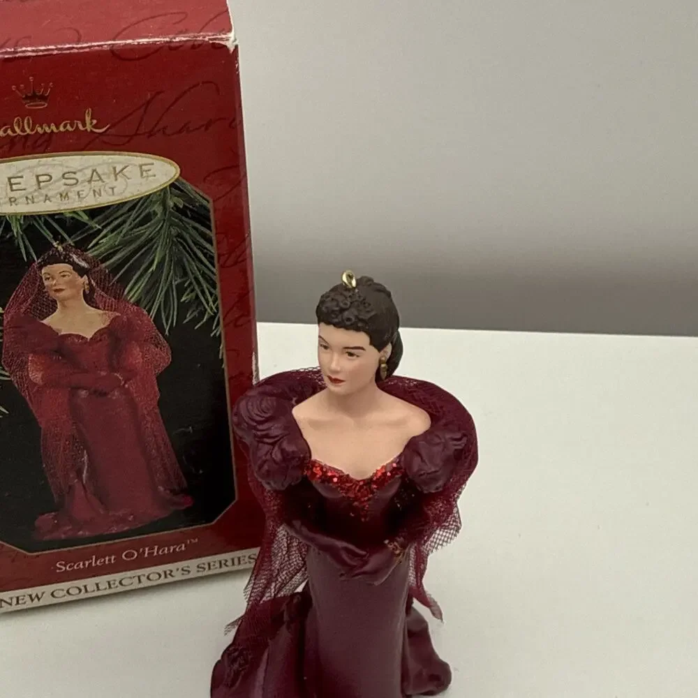 Scarlett‎ O'Hara Red Velvet Dress #1 Gone with the Wind Hallmark Ornament 1997